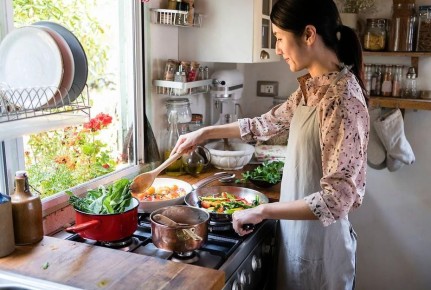 Гостевой брак: романтика выходных или ловушка для одного из партнеров?